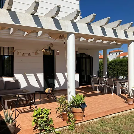 House With Private Pool, Costa De La Luz Vakantiehuis